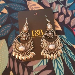 Cowgirl Gypsy Boho Dangly Earrings with Stone